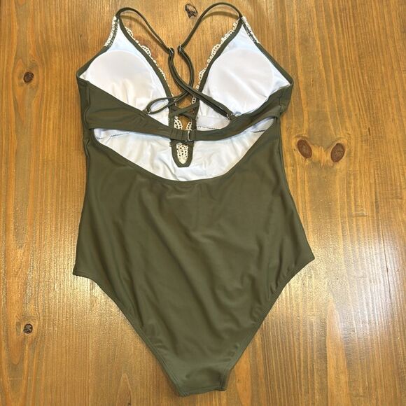 Cupshe Women's Vintage Lace plunge One-Piece Swimsuit Large NWOT - Picture 6 of 13
